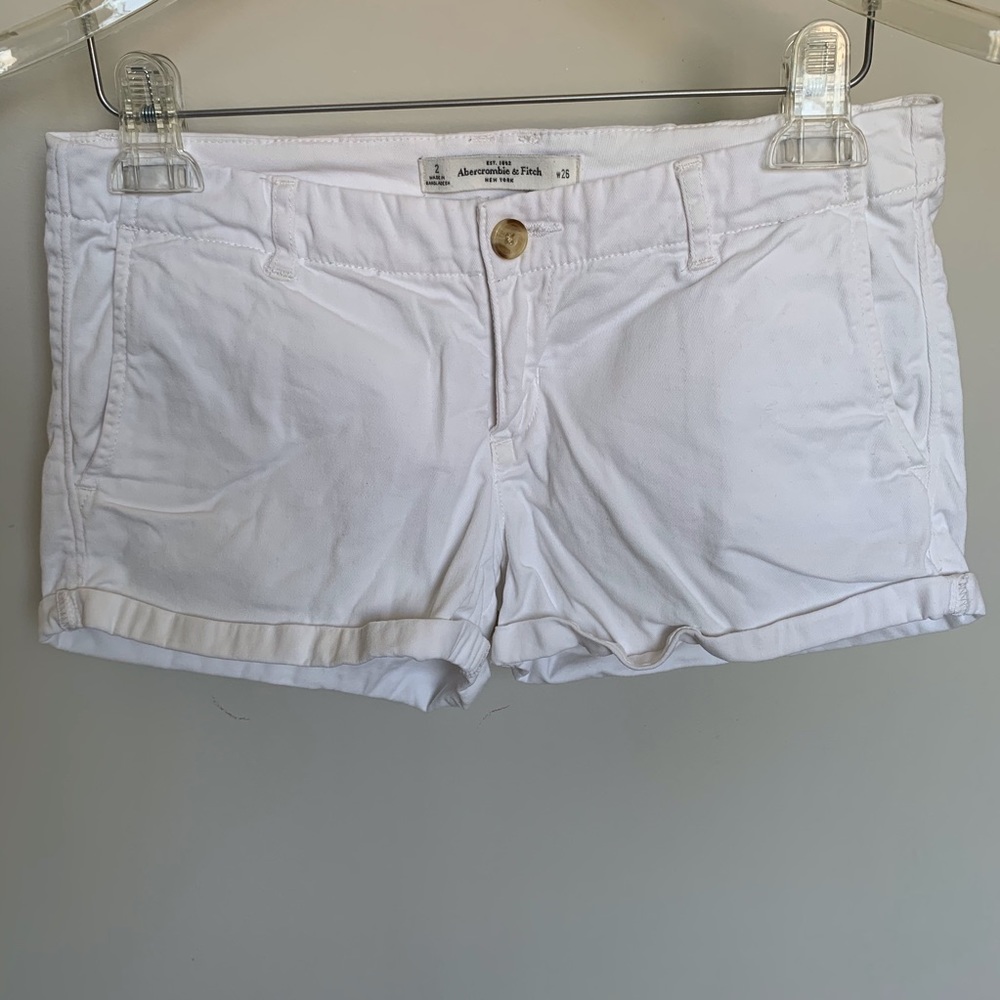 Abercrombie & Fitch White Shorts | Rolled up